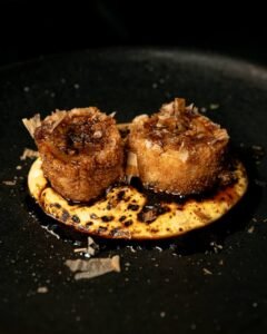 photo_5825765109010205681_y