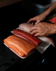 photo_5825765109010205683_y